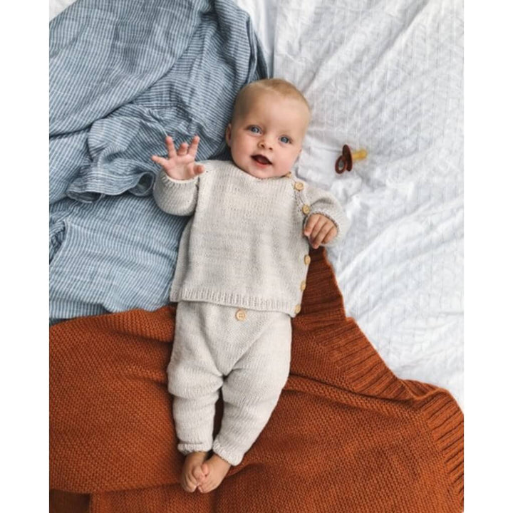 PetiteKnit Pattern Erstlingsset Ellens Abholset Strickanleitung - PetiteKnit (Heft) bei bei bei bei Lieblingsgarn