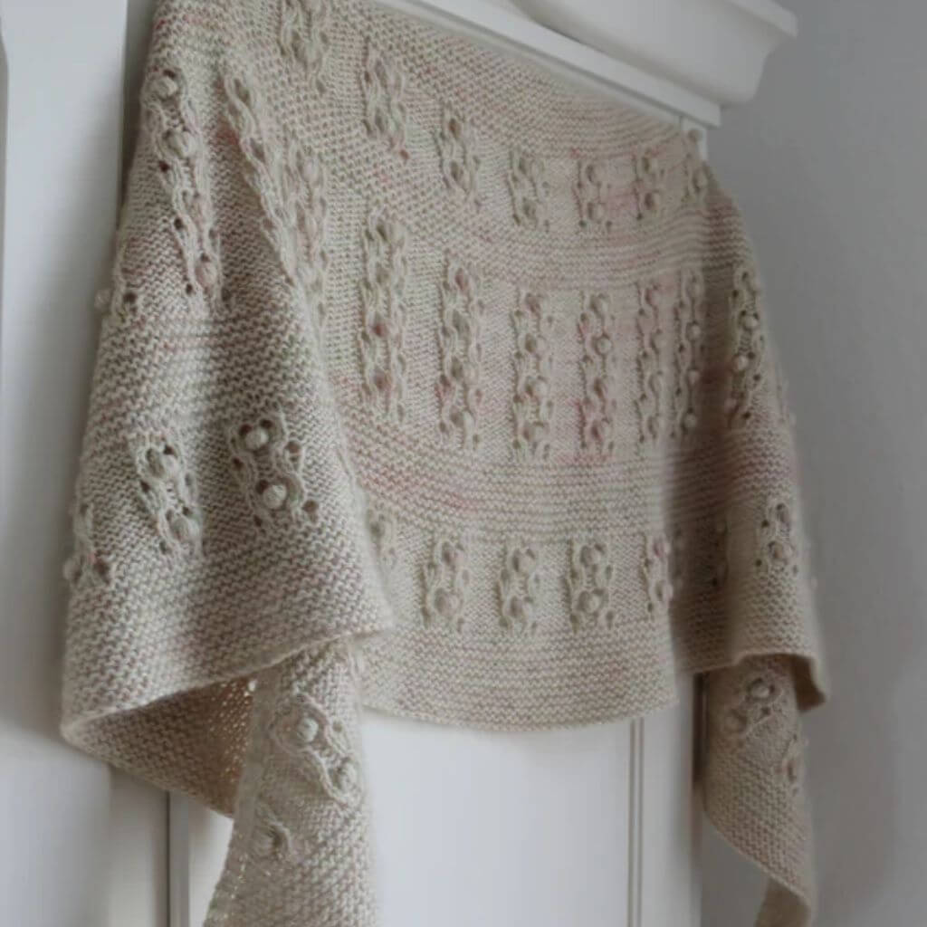 Eviknitwear Schal Frühling Shawl Strickanleitung - Eviknitwear (PDF) bei bei bei bei Lieblingsgarn