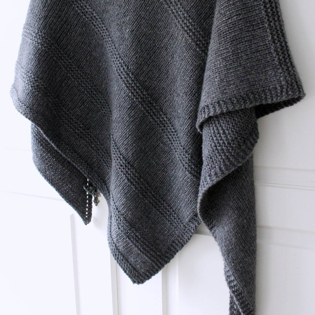 Eviknitwear Pattern Tuch Wintertage Shawl Strickanleitung - Eviknitwear (PDF) bei bei bei bei Lieblingsgarn