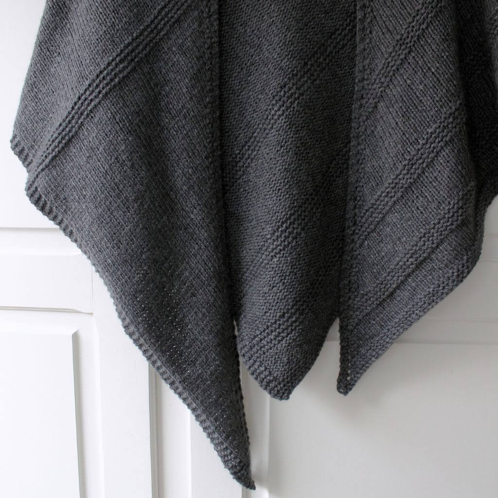 Eviknitwear Pattern Tuch Wintertage Shawl Strickanleitung - Eviknitwear (PDF) bei bei bei bei Lieblingsgarn