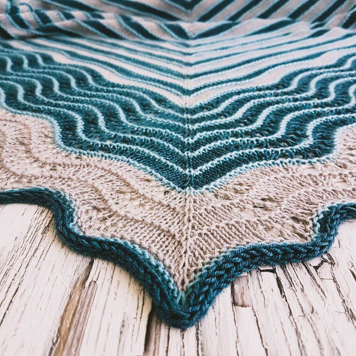 Feinmotorik Pattern Tuch Behind Blue Eyes Strickanleitung - Feinmotorik (PDF) bei bei bei bei Lieblingsgarn