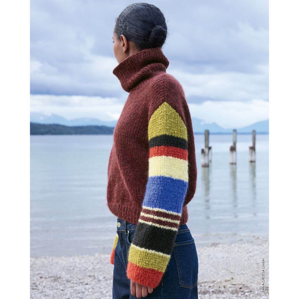 Lana Grossa Pattern Rollkragenpullover mit gestreiften Ärmeln Strickanleitung - Lana Grossa (Heft) bei bei Lieblingsgarn