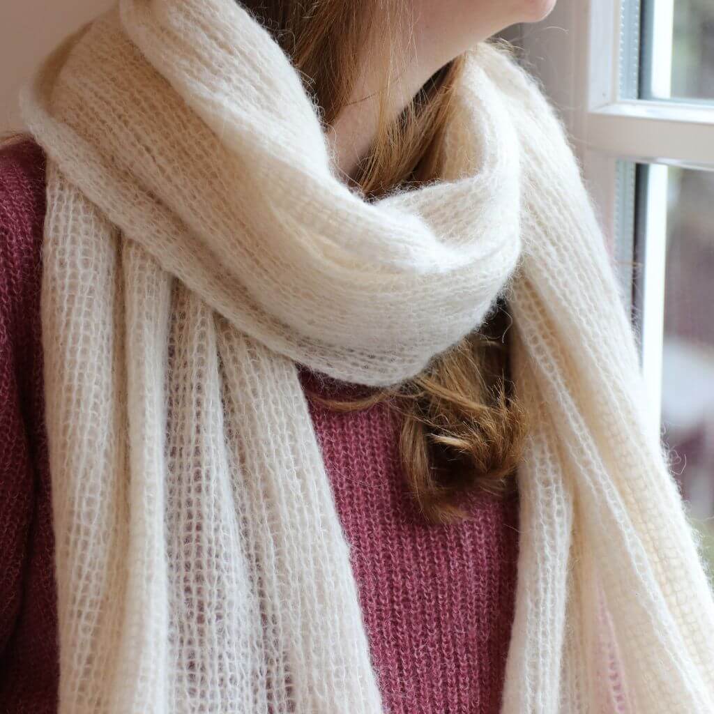 Frau Riedel strickt Schal Cloud Scarf Strickanleitung - Frau Riedel strickt (PDF) bei bei bei bei bei bei bei Lieblingsgarn