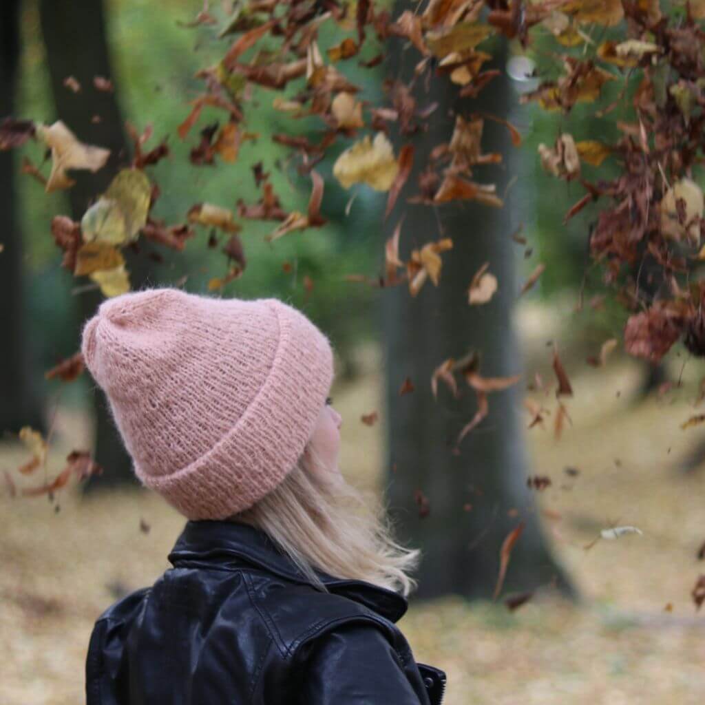 Frau Riedel strickt Mütze EasyPeasy Beanie Strickanleitung - Frau Riedel strickt (PDF) bei bei bei bei Lieblingsgarn