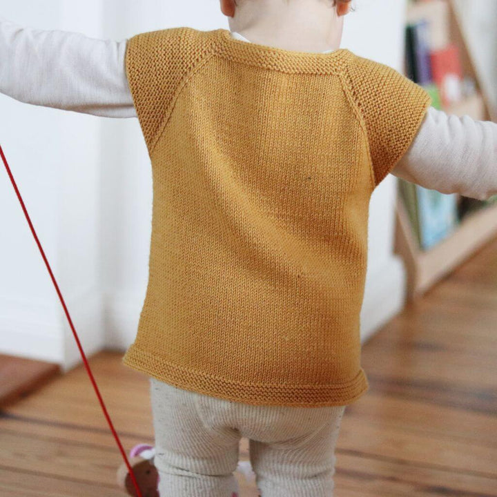 Frau Riedel strickt Garda Vest Mini Strickanleitung - Frau Riedel strickt (PDF) bei bei bei bei Lieblingsgarn