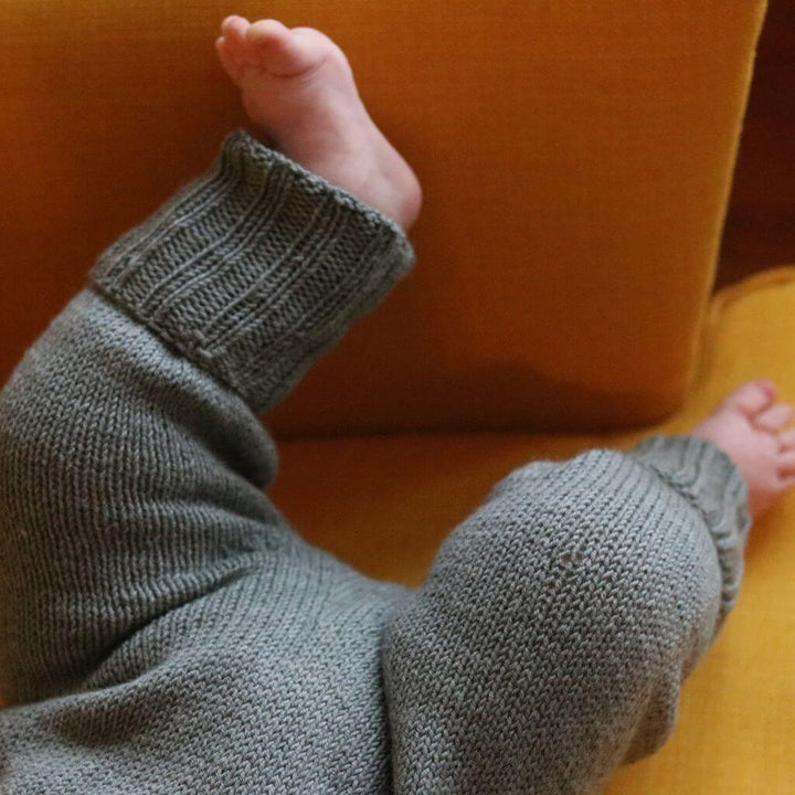 Frau Riedel strickt Levis Strampler Strickanleitung - Frau Riedel strickt (PDF) bei bei bei bei Lieblingsgarn