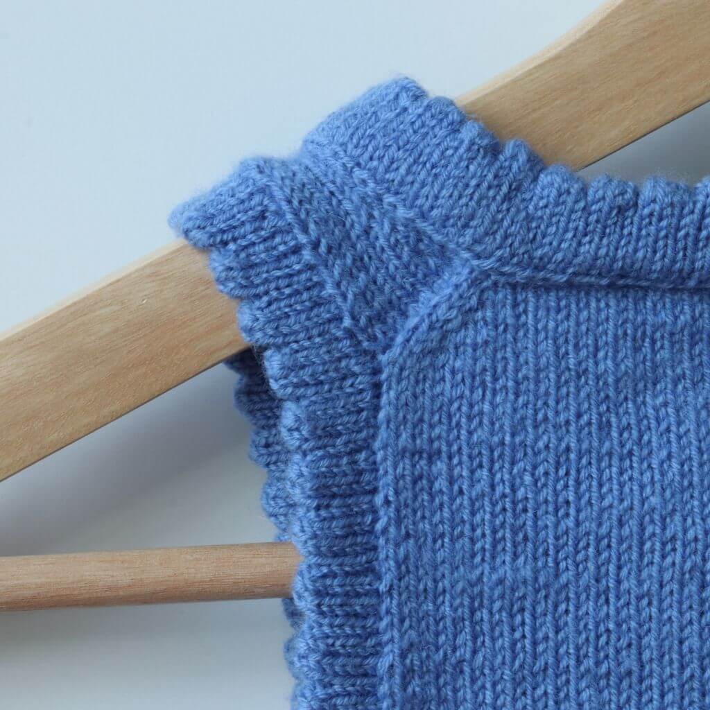Frau Riedel strickt Pattern Petaline Top Strickanleitung - Frau Riedel strickt (PDF) bei bei bei bei Lieblingsgarn