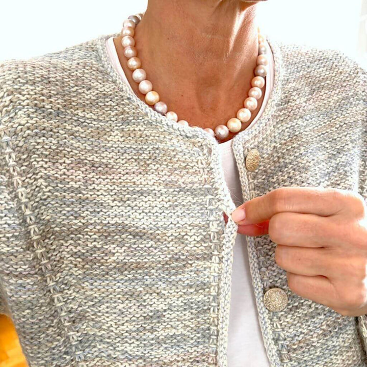 Hinterm Stein Strickjacke Princess of Odds Strickanleitung - Hinterm Stein (PDF) bei bei bei bei Lieblingsgarn