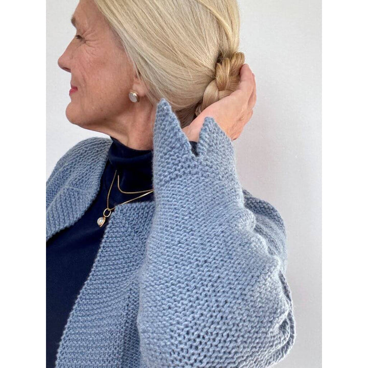 Hinterm Stein Pattern Strickjacke Turn around the Corner Strickanleitung - Hinterm Stein (PDF) bei bei bei bei Lieblingsgarn