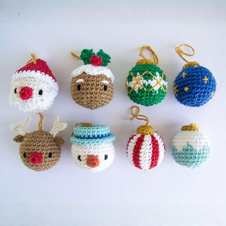 Hoooked DIY Häkelset Weihnachtskugeln Wonderland bei bei bei bei Lieblingsgarn