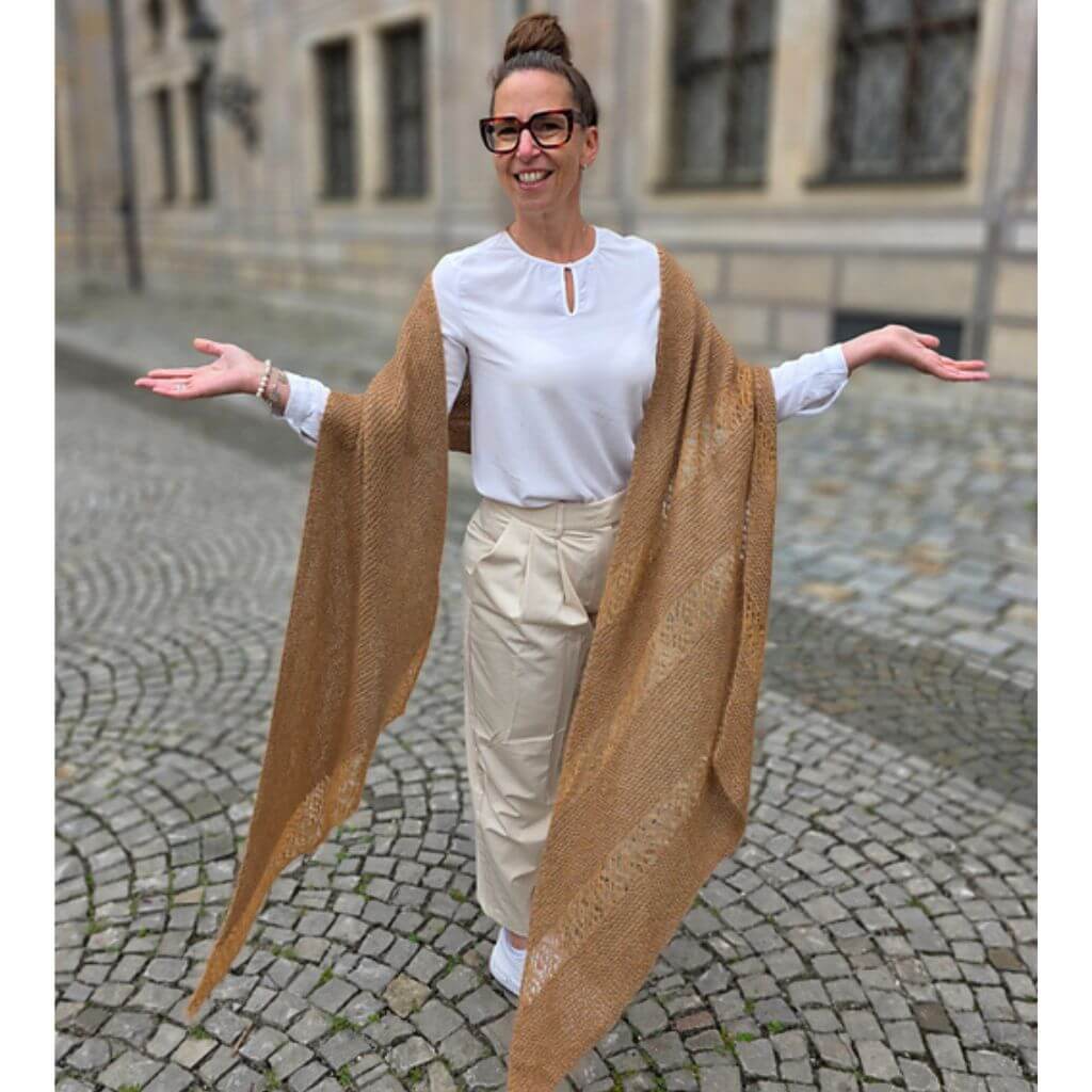 Joel Joel Design Pattern Schal Elua Strickanleitung - Joel Joel Design (PDF) bei bei bei bei Lieblingsgarn