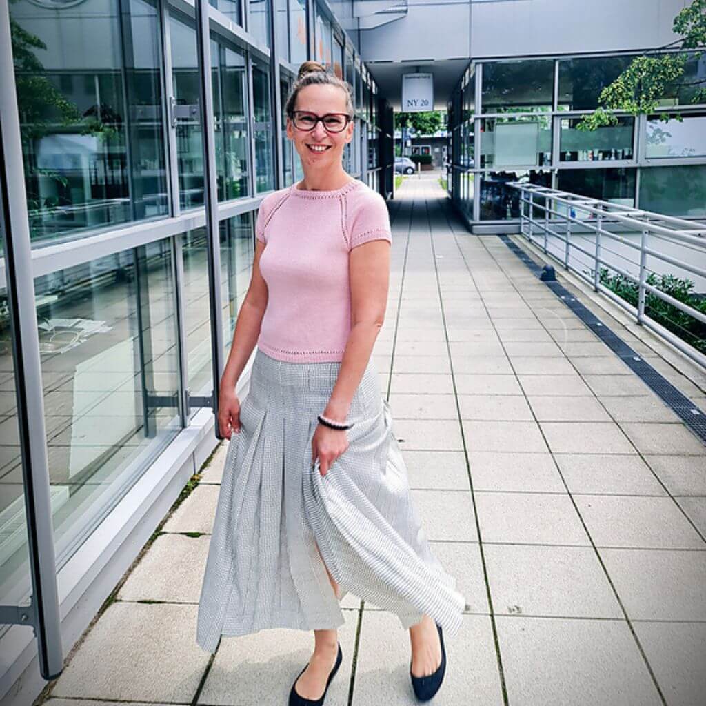 Joel Joel Design Pattern Shirt Tamina Strickanleitung - Joel Joel Design (PDF) bei bei bei bei Lieblingsgarn