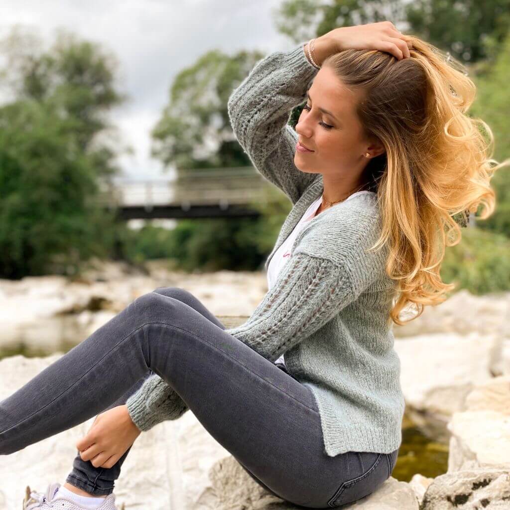 Judith Jelena Pattern Cardigan Amalia Strickanleitung - Judith Jelena (PDF) bei bei bei bei Lieblingsgarn