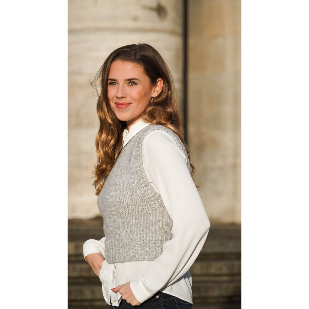 Judith Jelena Pattern Pullunder Graca Slipover Strickanleitung - Judith Jelena (PDF) bei bei bei bei Lieblingsgarn