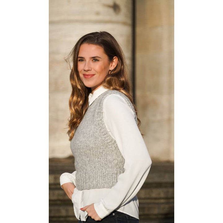 Judith Jelena Pattern Pullunder Graca Slipover Strickanleitung - Judith Jelena (PDF) bei bei bei bei Lieblingsgarn