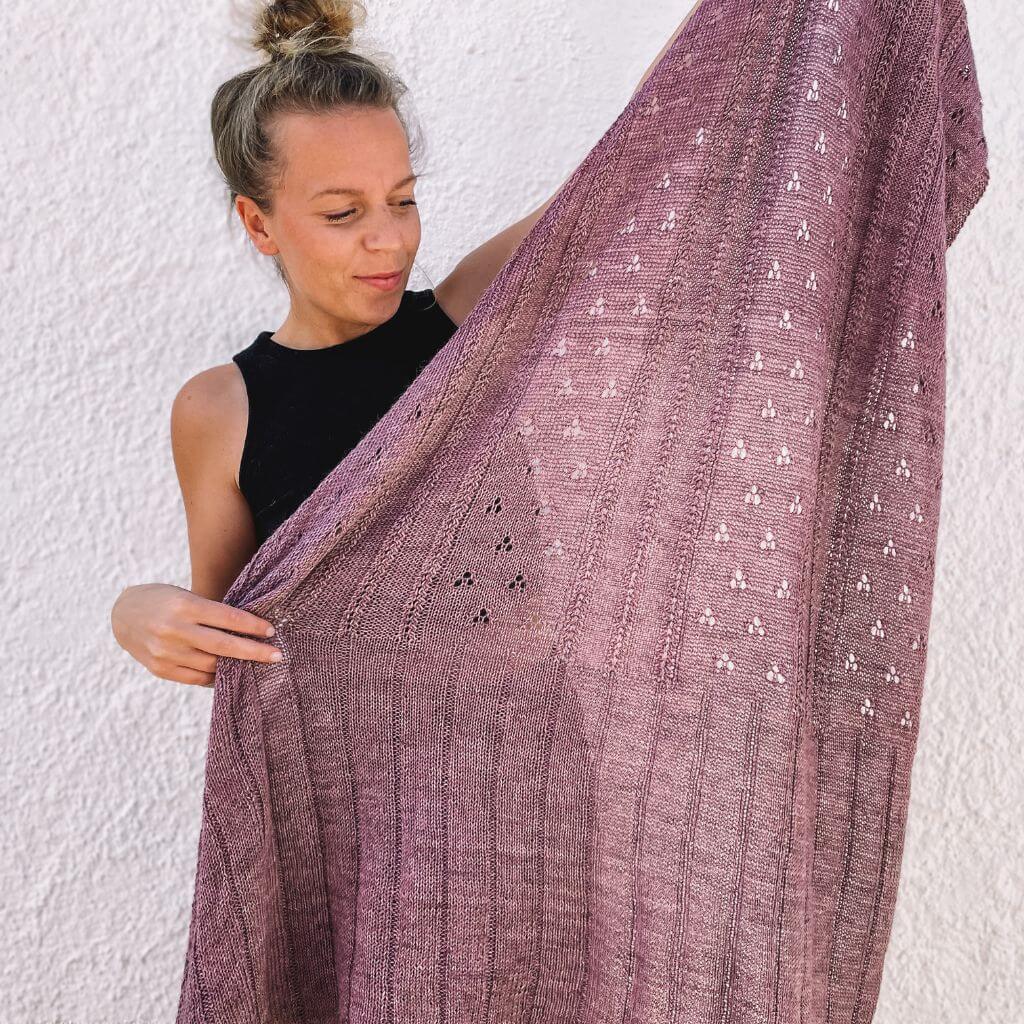 Katharina Lehmann Tuch Translucent Shawl Strickanleitung - Katharina Lehmann (PDF) bei bei bei bei Lieblingsgarn