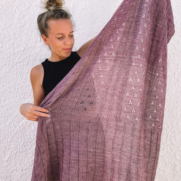 Katharina Lehmann Tuch Translucent Shawl Strickanleitung - Katharina Lehmann (PDF) bei bei bei bei Lieblingsgarn