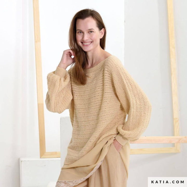 Katia Oversize Pullover mit tiefem Ausschnitt Häkelanleitung - Katia (Heft) bei bei bei bei Lieblingsgarn