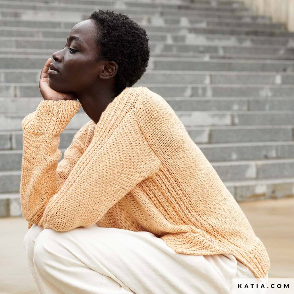 Katia Pullover mit V-Ausschnitt Strickanleitung - Katia (Heft) bei bei bei bei Lieblingsgarn