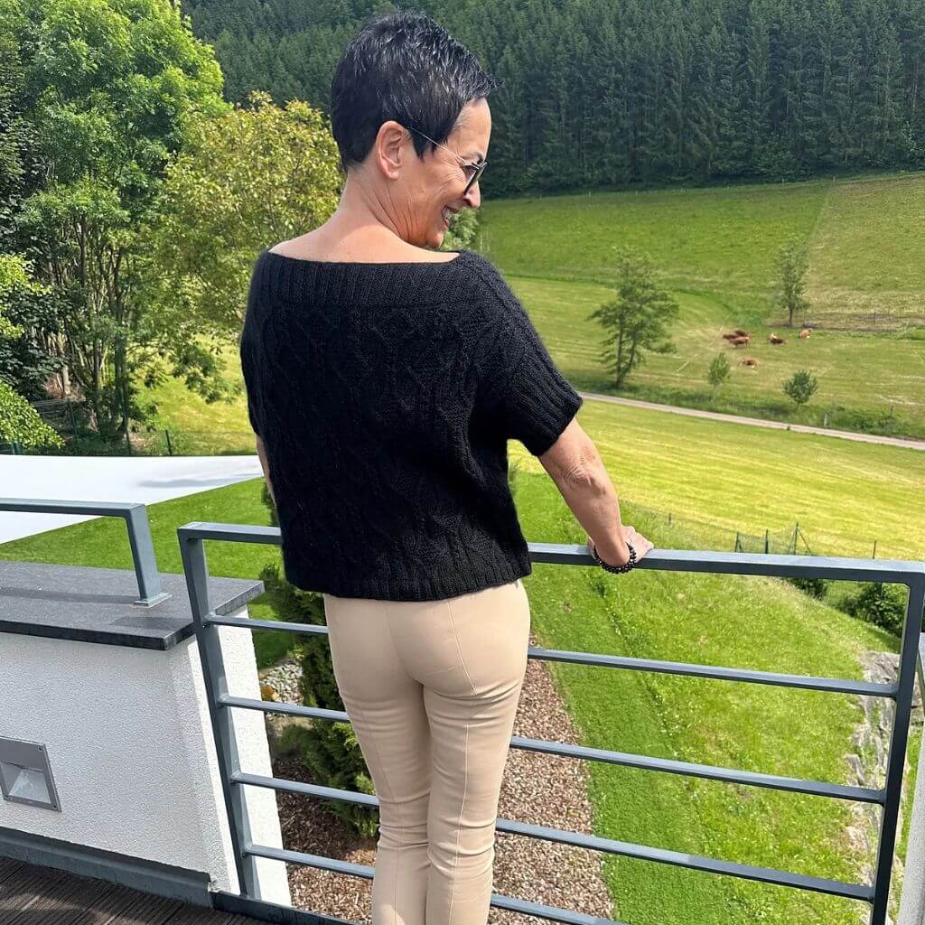 Kerstin Ritter Ellaria Shirt Strickanleitung - Kerstin Ritter (PDF) bei bei bei bei Lieblingsgarn