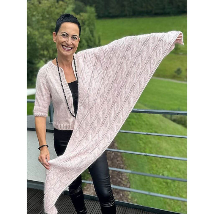 Kerstin Ritter Pattern Tuch Khaleesi Shawl Strickanleitung - Kerstin Ritter (PDF) bei bei bei bei Lieblingsgarn
