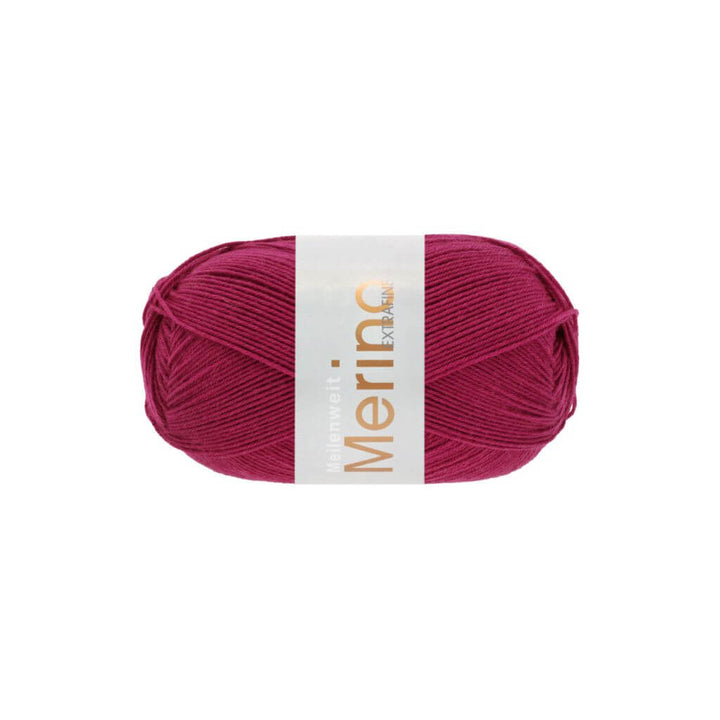 Lana Grossa Meilenweit 100 Merino extrafine, Farbe 2442 Dunkelrot – Merino und Polyamid bei Lieblingsgarn