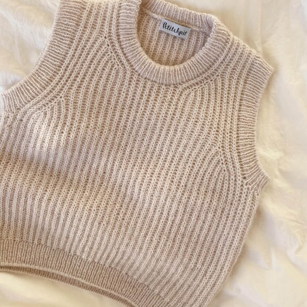 PetiteKnit Pattern Pullunder September Slipover Strickanleitung - PetiteKnit (Heft) bei bei bei bei bei bei bei Lieblingsgarn