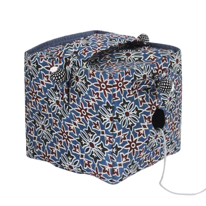 Lantern Moon Knit Out Box Ajrak – Bild 2 von 4 bei bei bei bei Lieblingsgarn
