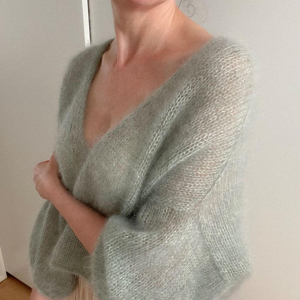 Lotilda Pattern Marta V-Ausschnitt Pullover Strickanleitung - Lotilda (PDF) bei bei bei bei Lieblingsgarn