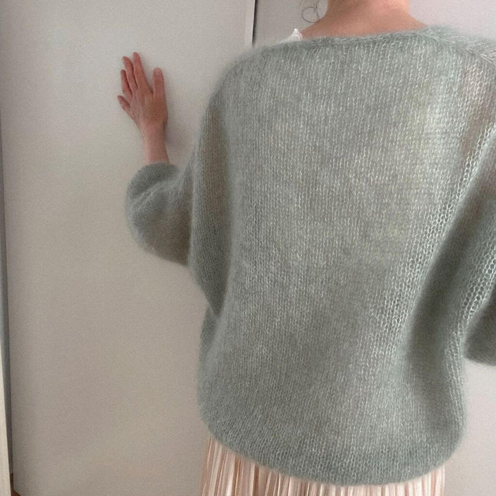 Lotilda Pattern Marta V-Ausschnitt Pullover Strickanleitung - Lotilda (PDF) bei bei bei bei Lieblingsgarn