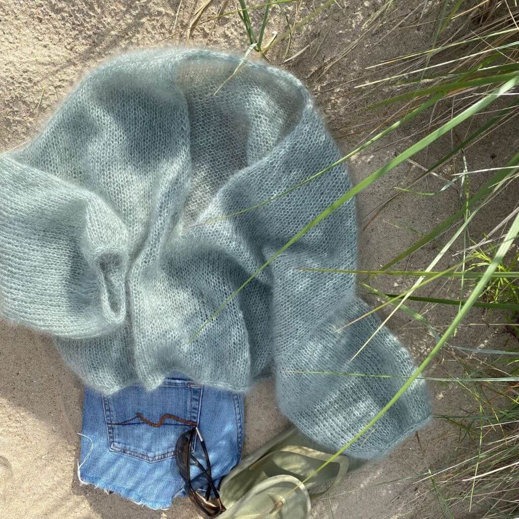 Lotilda Pattern Marta V-Ausschnitt Pullover Strickanleitung - Lotilda (PDF) bei bei bei bei Lieblingsgarn
