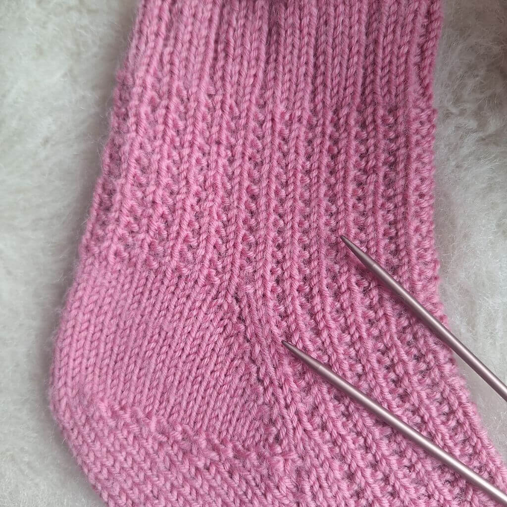 Madame Nadelspiel Pattern Hedi Soxx Strickanleitung - Madame Nadelspiel (PDF) bei bei bei bei Lieblingsgarn