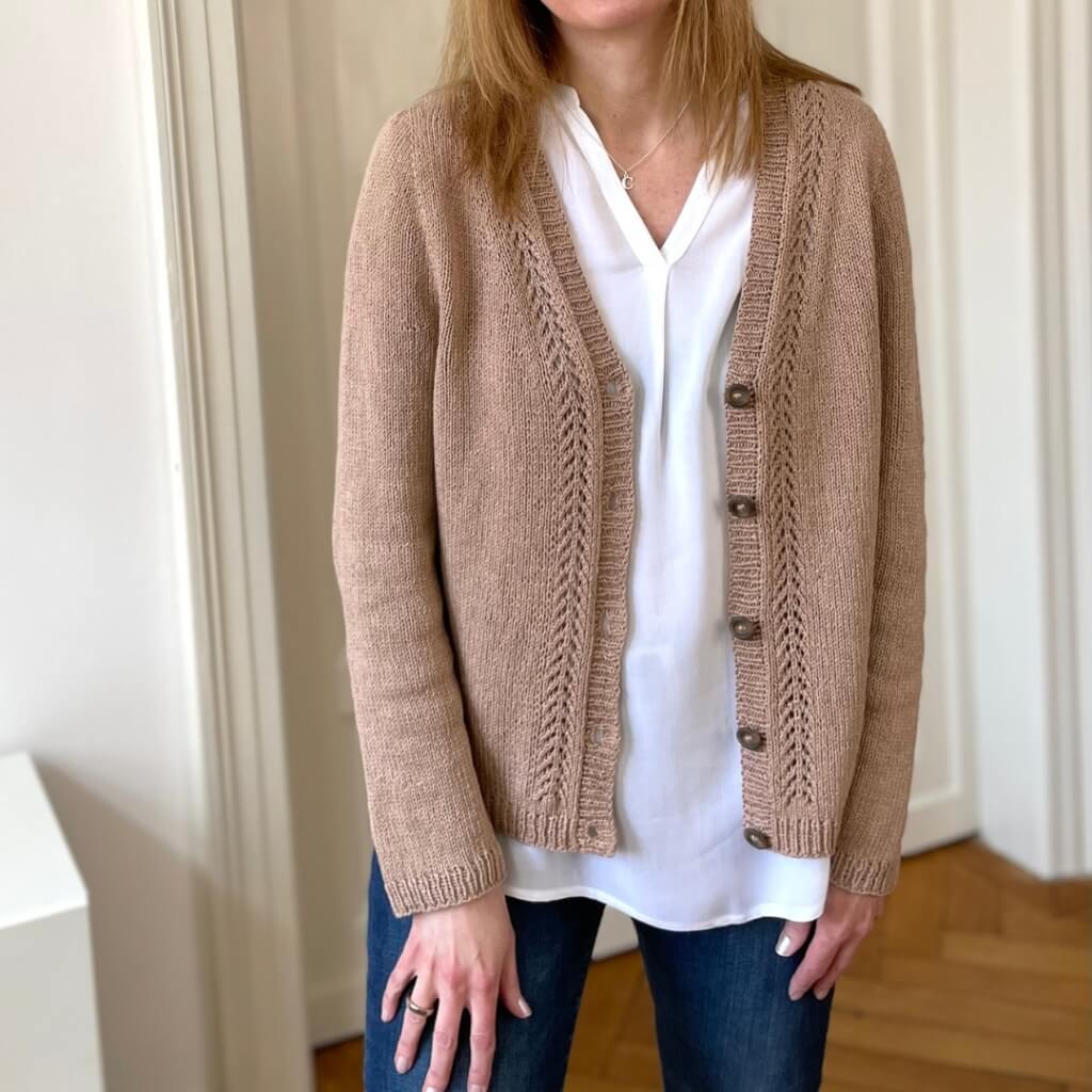 Strickauszeit Mella Cardigan Strickanleitung - Strickauszeit (PDF) bei bei bei bei Lieblingsgarn