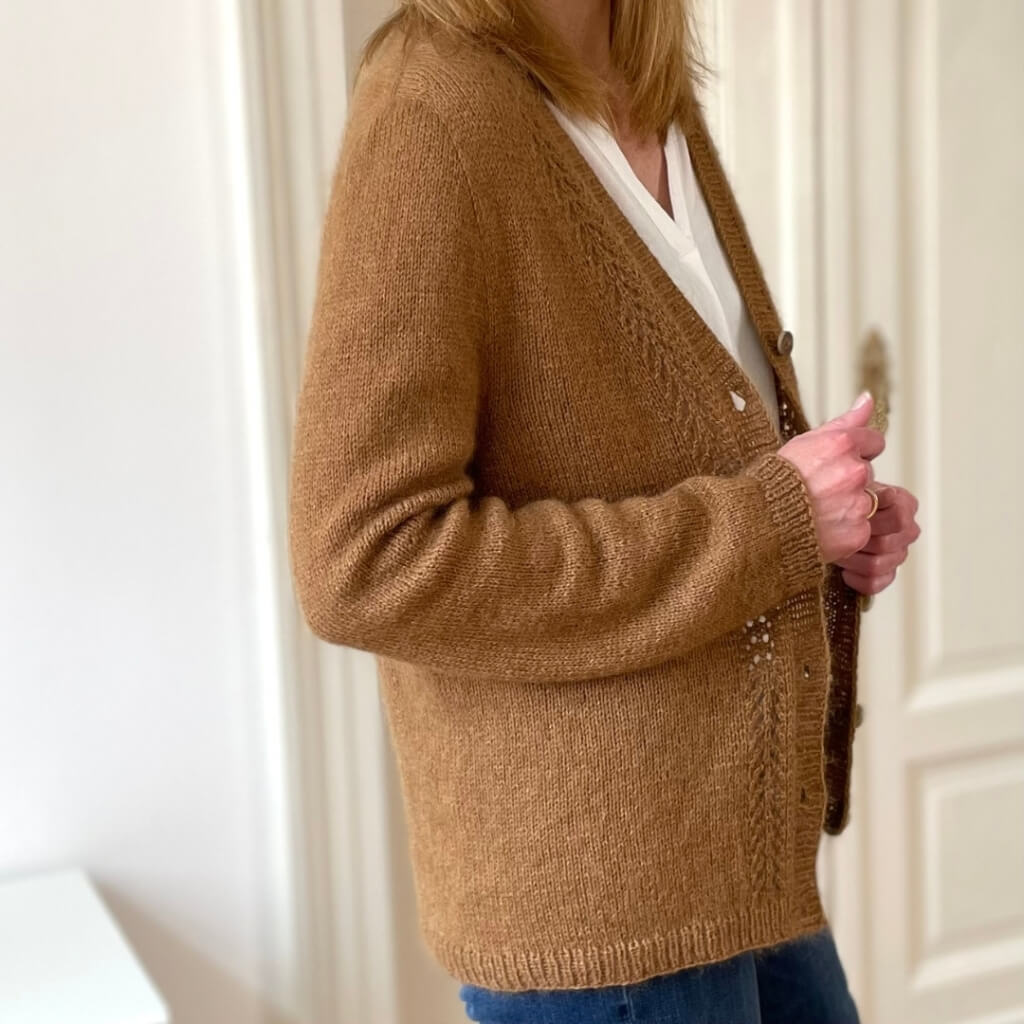 Strickauszeit Mella Cardigan Strickanleitung - Strickauszeit (PDF) bei bei bei bei Lieblingsgarn