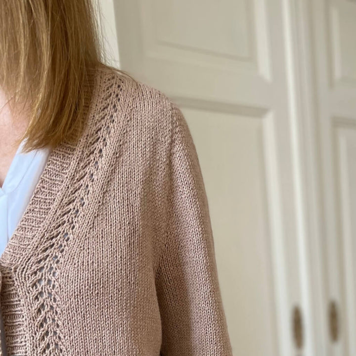 Strickauszeit Mella Cardigan Strickanleitung - Strickauszeit (PDF) bei bei bei bei Lieblingsgarn