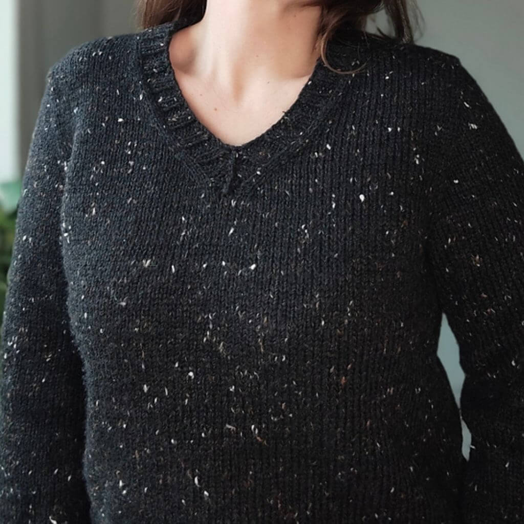 Miene Knits Pattern Pullover Suna Sweater V-Neck Strickanleitung - Miene Knits (PDF) bei bei bei bei Lieblingsgarn