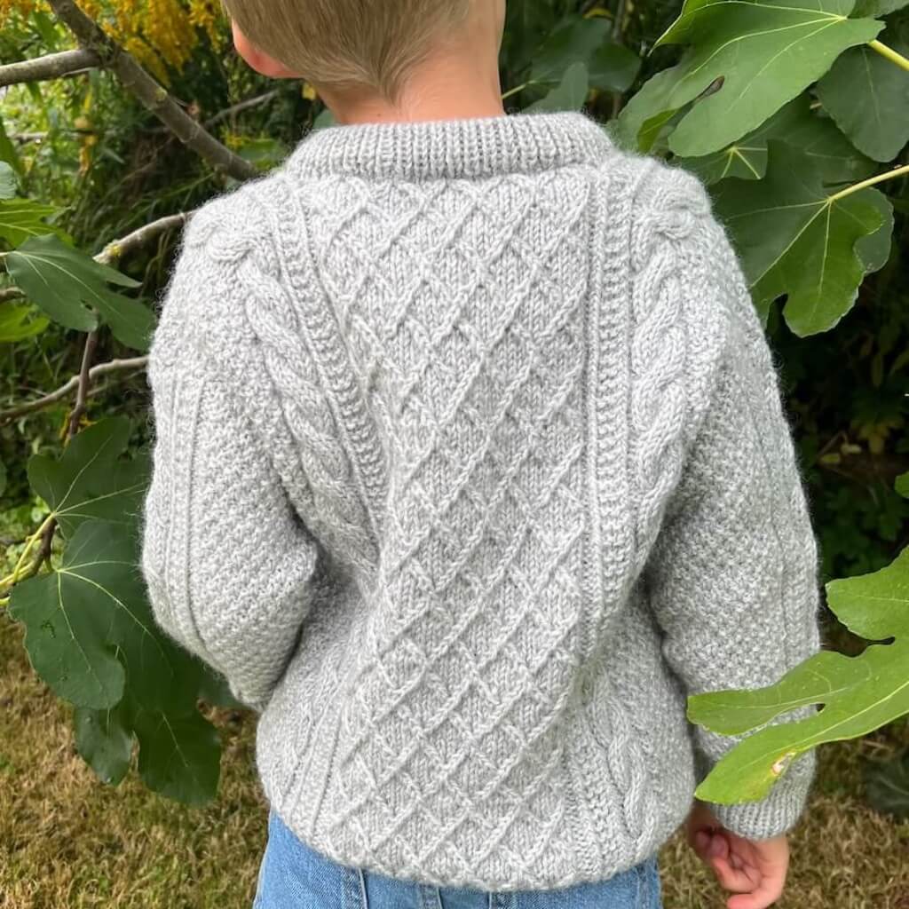 PetiteKnit Pattern Kinder Pullover Moby Sweater Mini Strickanleitung - PetiteKnit (Heft) bei bei bei bei Lieblingsgarn