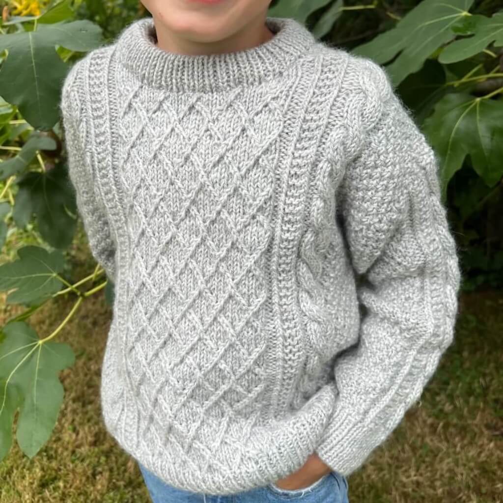 PetiteKnit Pattern Kinder Pullover Moby Sweater Mini Strickanleitung - PetiteKnit (Heft) bei bei bei bei Lieblingsgarn