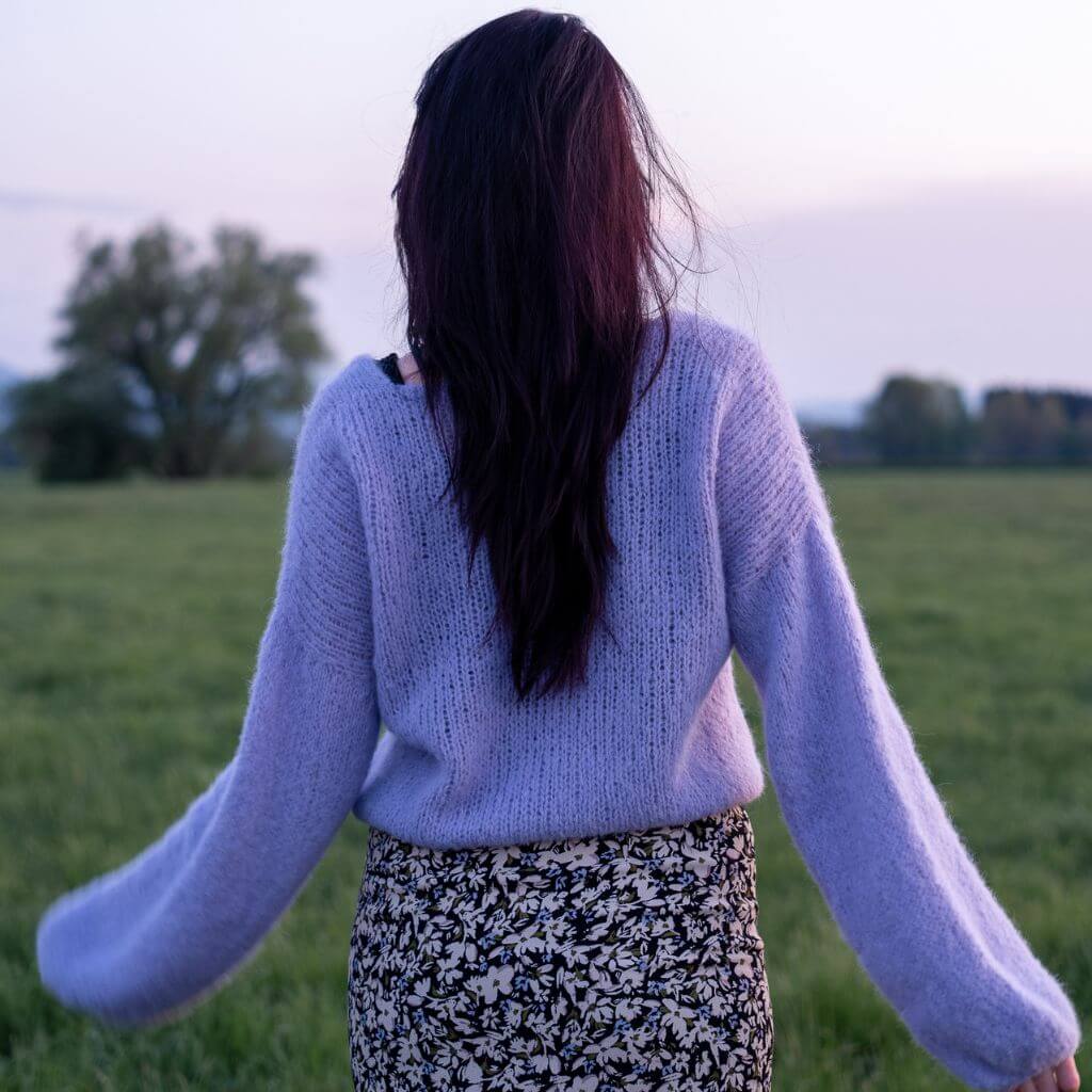 Wisteria Knitting Moonbow Cardigan Strickanleitung - Wisteria Knitting (PDF) bei bei bei bei Lieblingsgarn