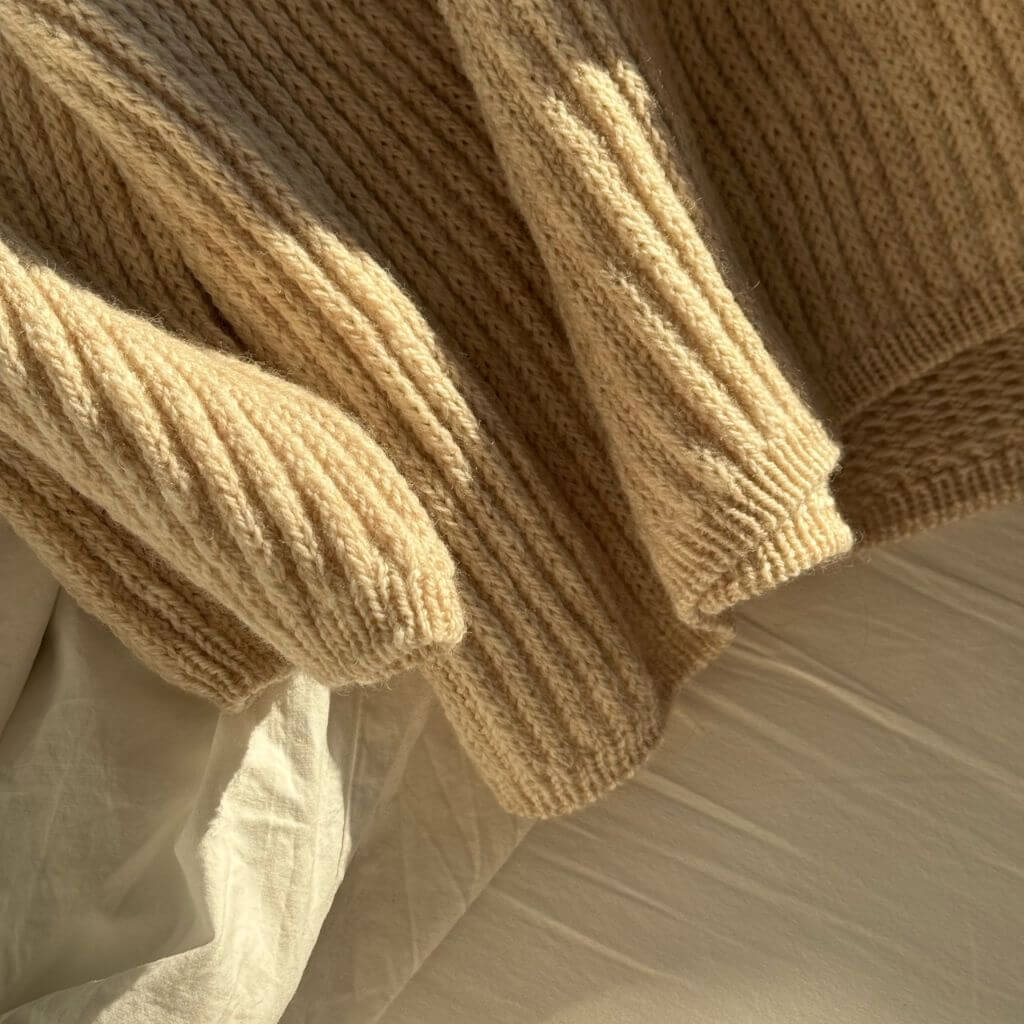 Morecaknit Carlotta Sweater Strickanleitung - Morecaknit (PDF) bei bei bei bei Lieblingsgarn