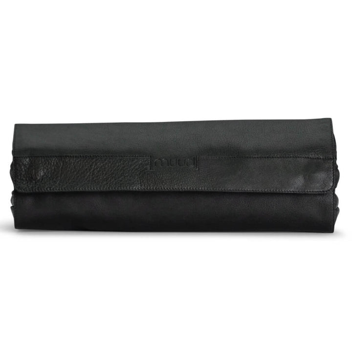 muud Frankie Nadeletui, Farbe Black – Leder bei Lieblingsgarn
