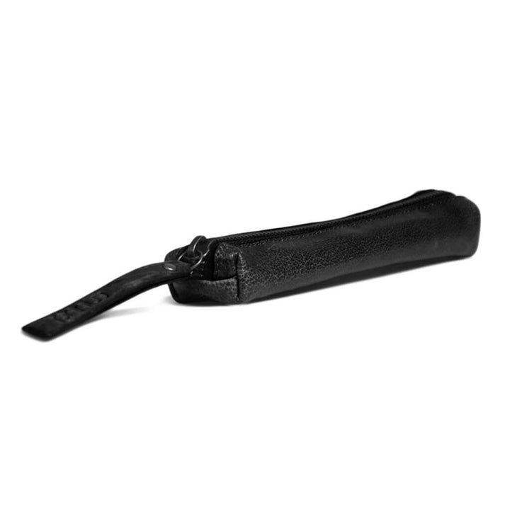 muud Hee Federmappe, Farbe Black – Leder bei Lieblingsgarn
