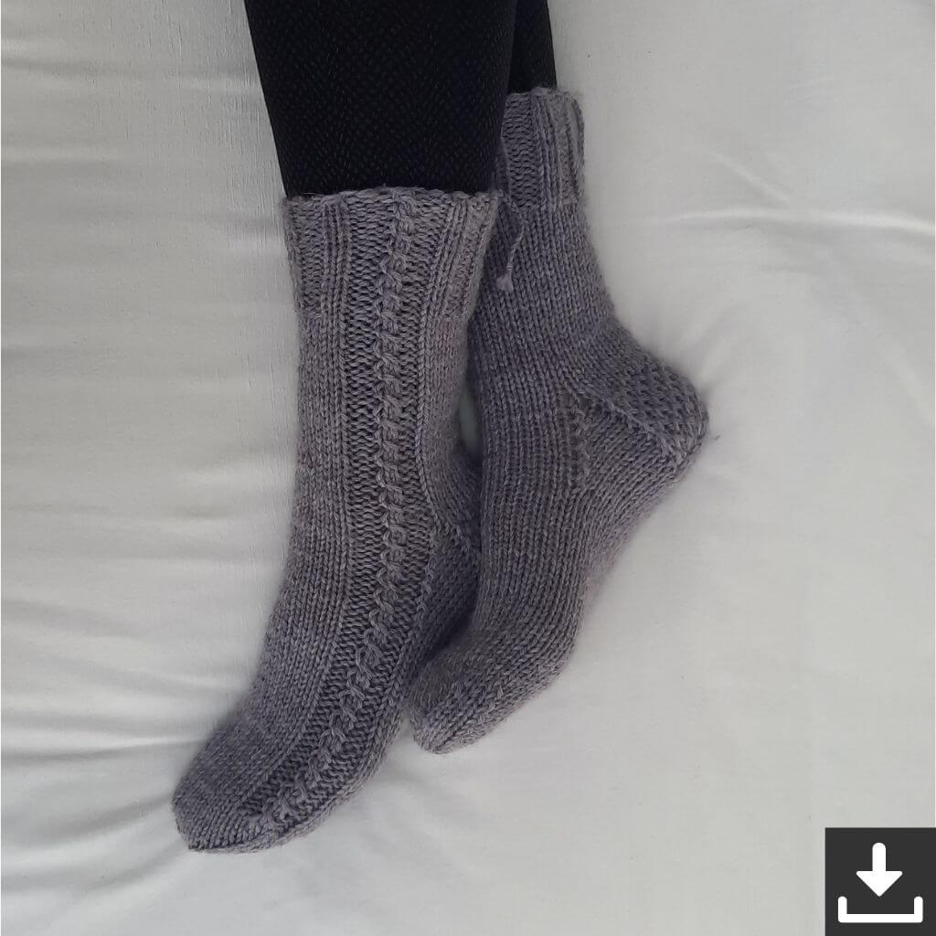 Nadelmelodie Socken Leni Cuddly Socks Strickanleitung - Nadelmelodie (PDF) bei bei bei bei Lieblingsgarn