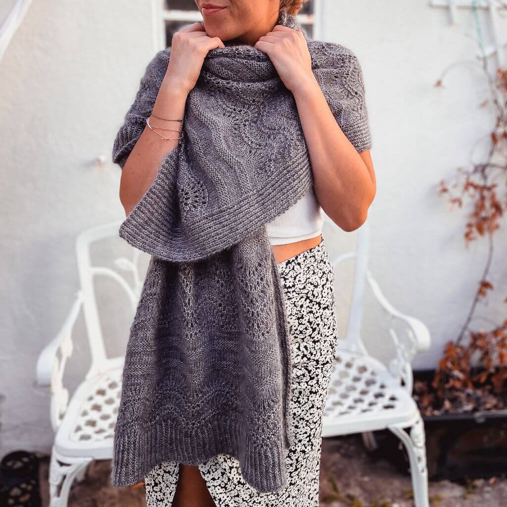Katharina Lehmann Pattern Schal Not a Poncho Strickanleitung - Rina Lehmann (PDF) bei bei bei bei bei bei bei Lieblingsgarn