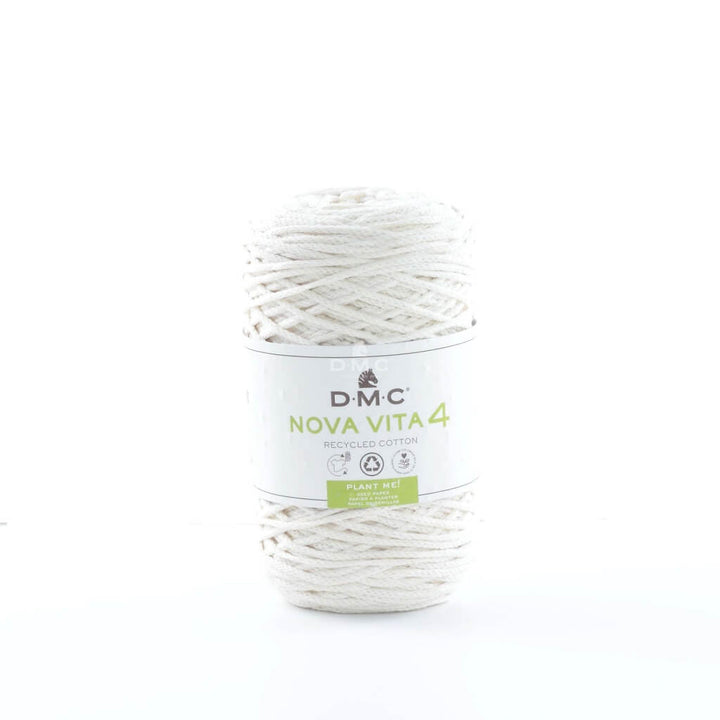 DMC Nova Vita 4 - Makramee Garn, Farbe 1 Creme – Baumwolle und Polyester bei Lieblingsgarn