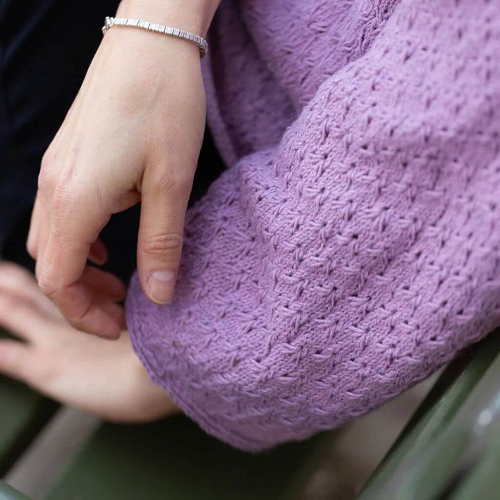 Pascuali Pattern Pullover Bunny Ears Sweater Strickanleitung - Pascuali (PDF) bei bei bei bei Lieblingsgarn