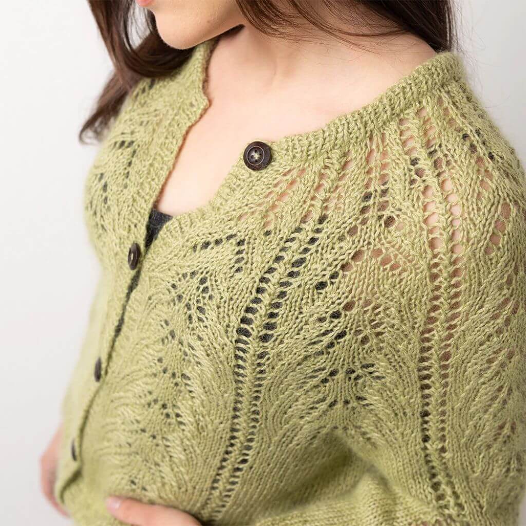Pascuali Pattern Strickjacke Eyed Fern Strickanleitung - Pascuali (PDF) bei bei bei bei bei bei bei bei Lieblingsgarn