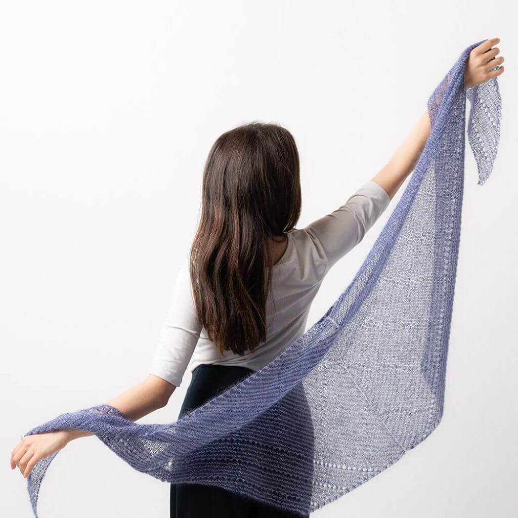 Pascuali Pattern Tuch Striped Feather Strickanleitung - Pascuali (PDF) bei bei bei bei Lieblingsgarn