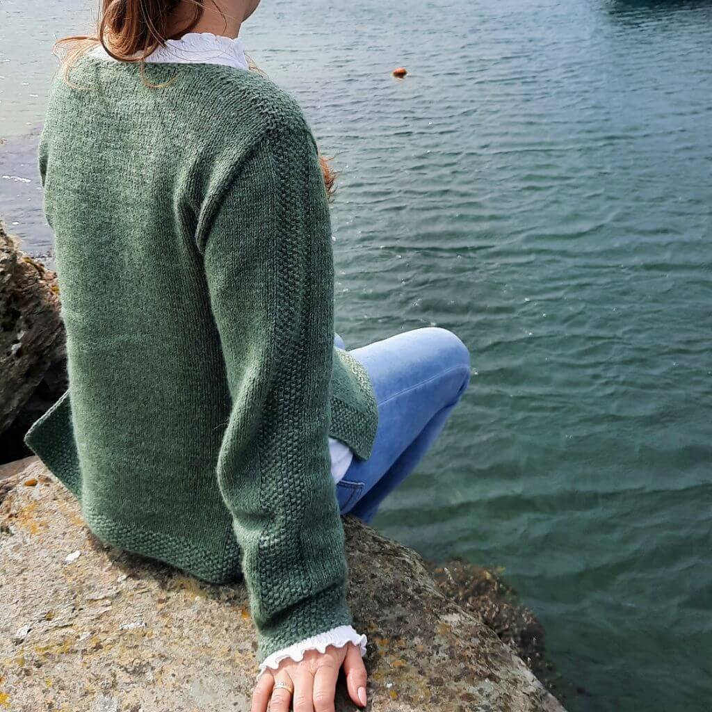 Nadelmelodie Pullover Pearl Sweater Strickanleitung - Nadelmelodie (PDF) bei bei bei bei Lieblingsgarn