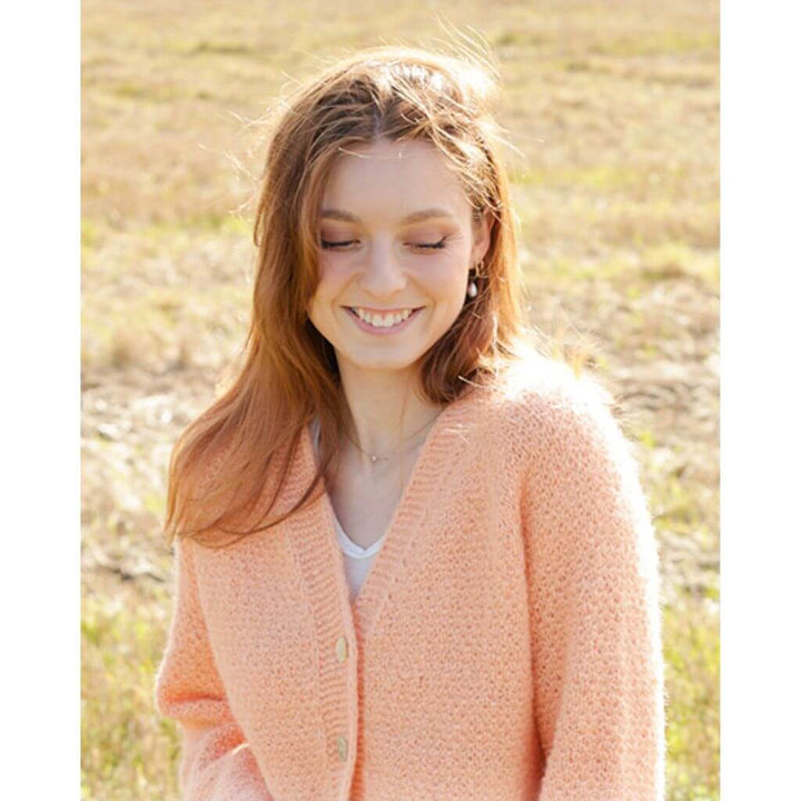 Drops Design Pattern Damen Perfectly Peach Jacket Strickset - Drops (PDF) bei bei bei bei Lieblingsgarn